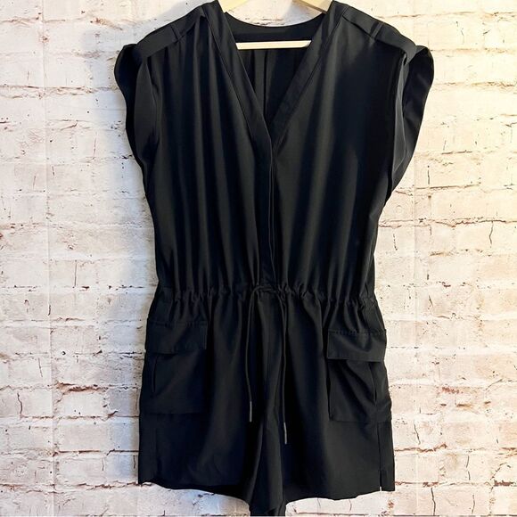 Athleta Sutton drawstring romper - Picture 1 of 6